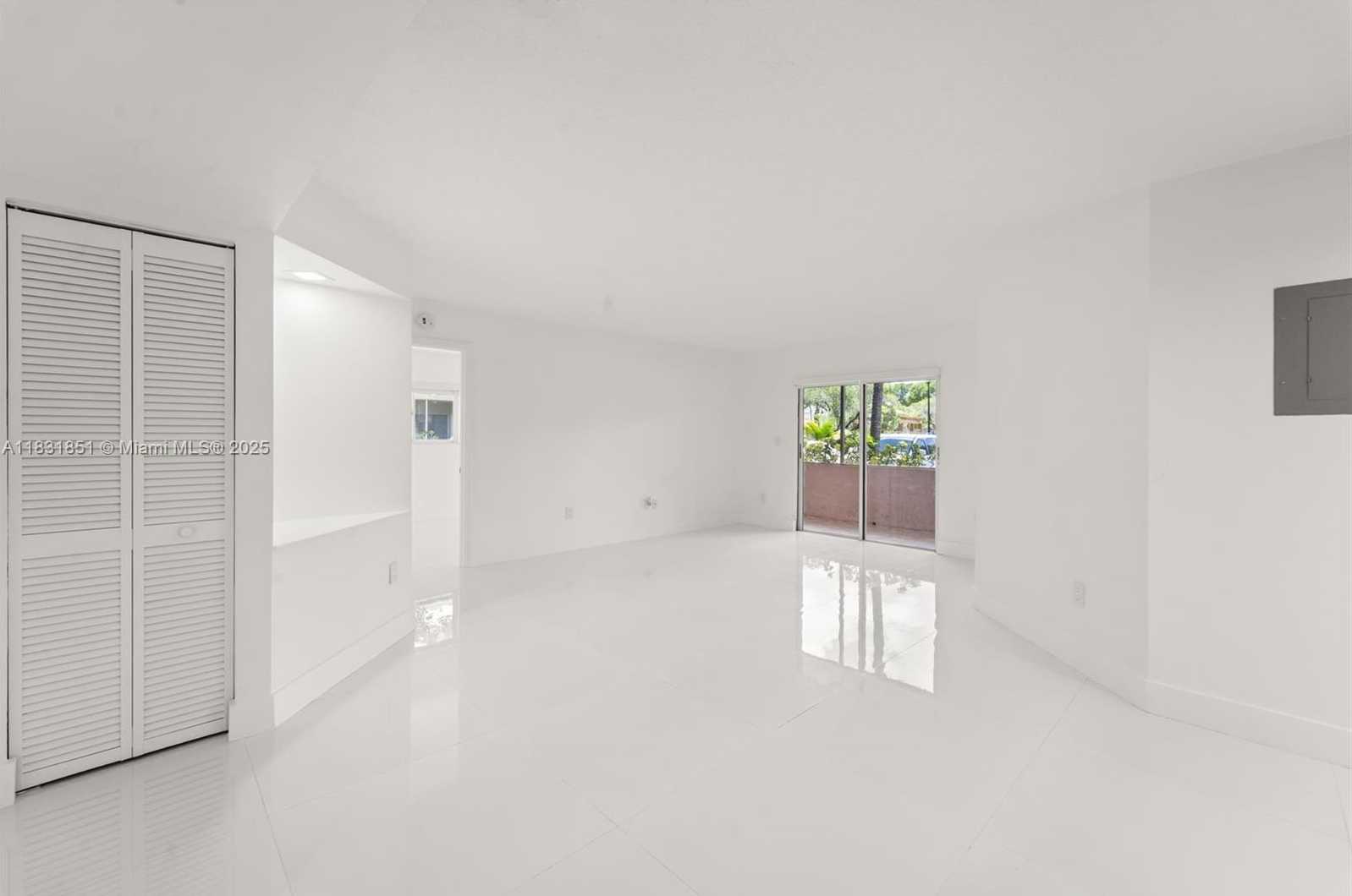 Small Image of 4720 NORTH WEST 102ND AVE #108-21, Doral Number 7