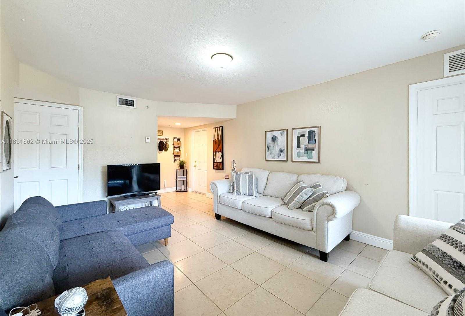 Small Image of 21150 SOUTH WEST 87TH AVE #105, Cutler Bay Number 4