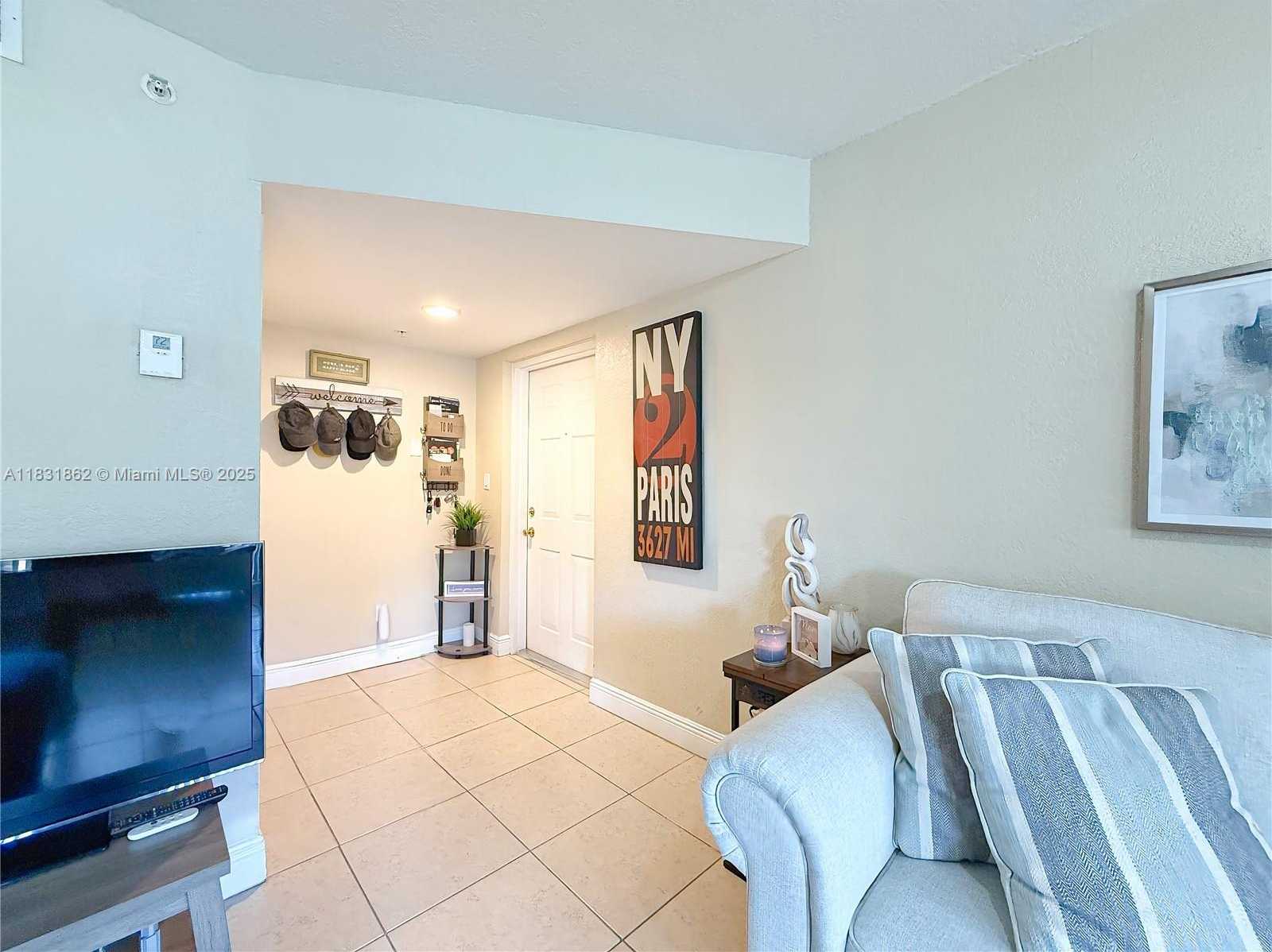 Small Image of 21150 SOUTH WEST 87TH AVE #105, Cutler Bay Number 5