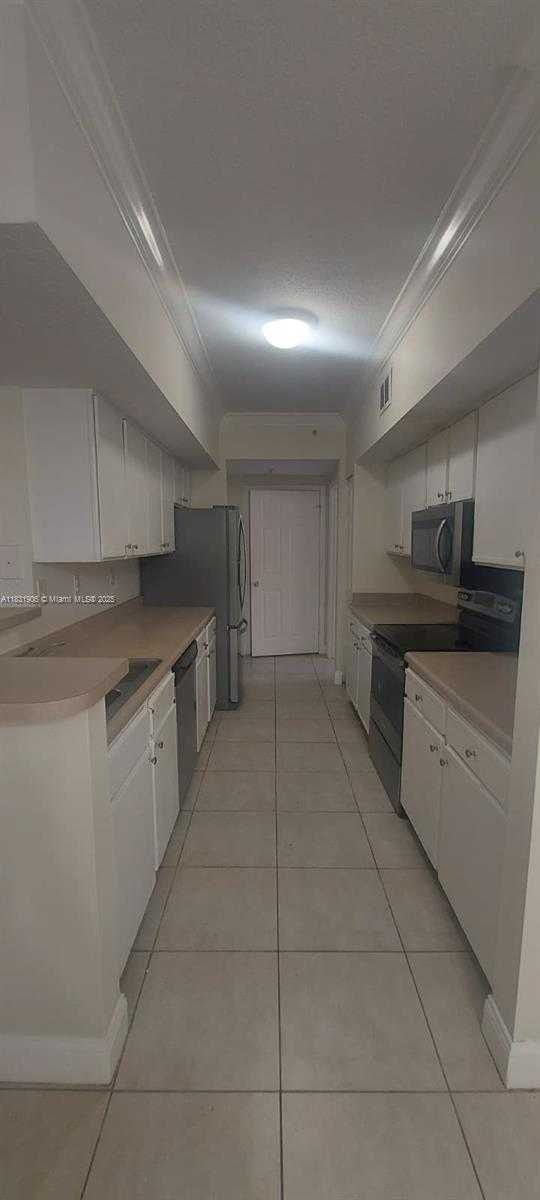 Small Image of 160 SOUTH WEST 117TH TER #6102, Pembroke Pines Number 10