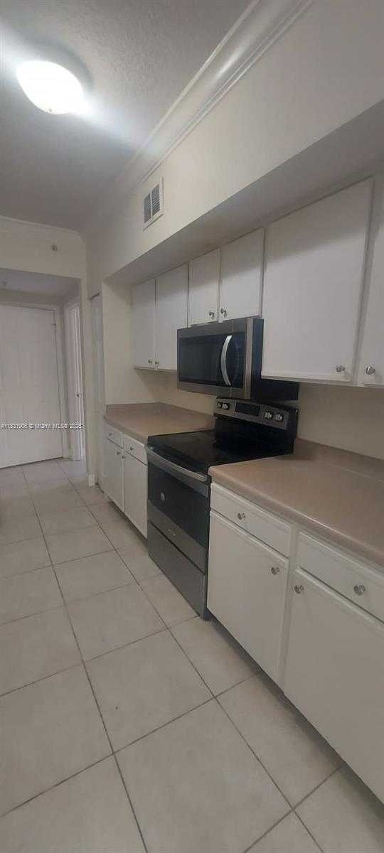 Small Image of 160 SOUTH WEST 117TH TER #6102, Pembroke Pines Number 12