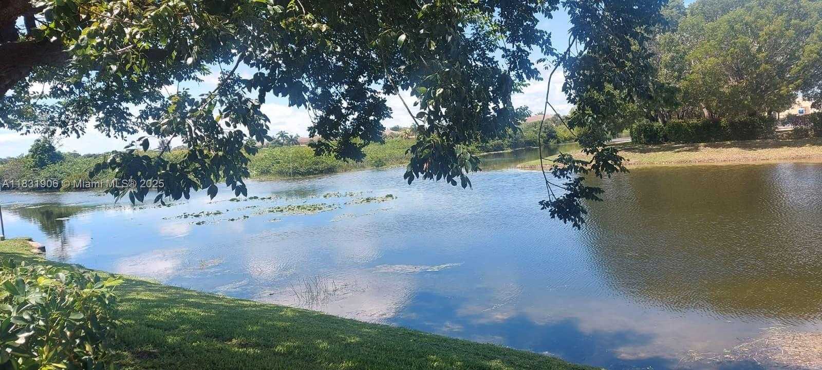 Small Image of 160 SOUTH WEST 117TH TER #6102, Pembroke Pines Number 13