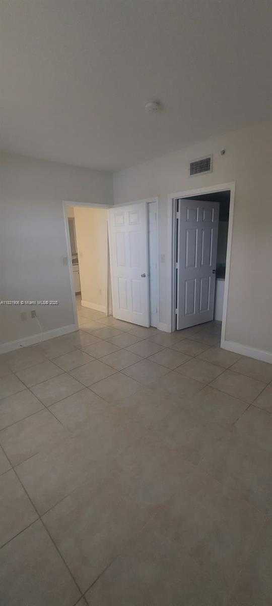 Small Image of 160 SOUTH WEST 117TH TER #6102, Pembroke Pines Number 16