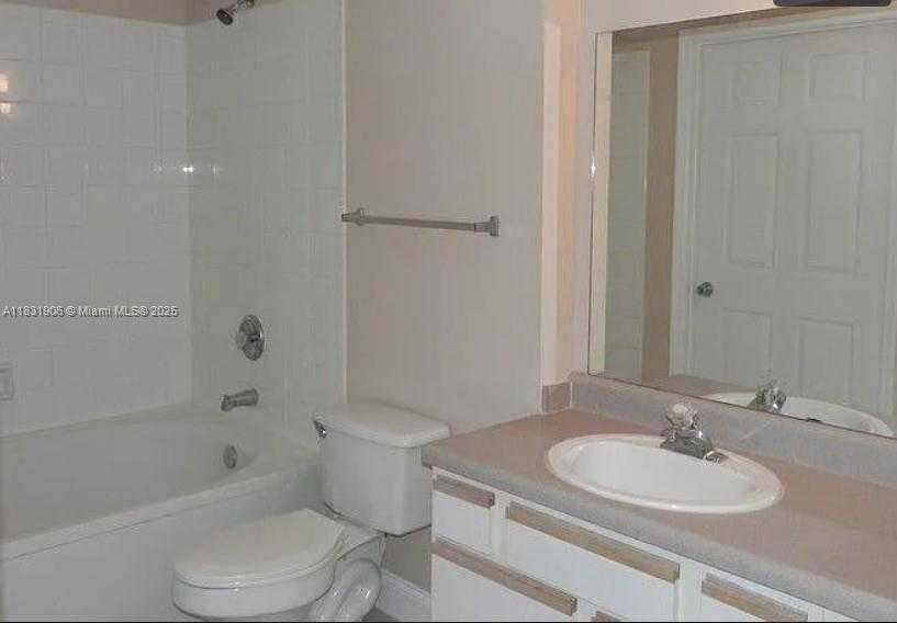 Small Image of 160 SOUTH WEST 117TH TER #6102, Pembroke Pines Number 7