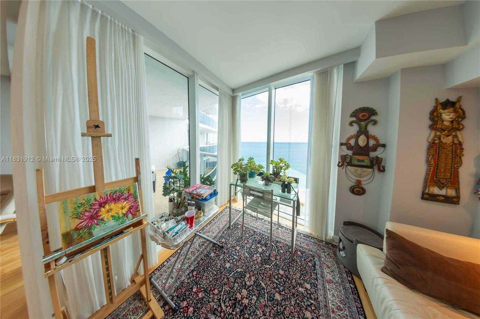 Small Image of Sunny Isles Beach Number 4