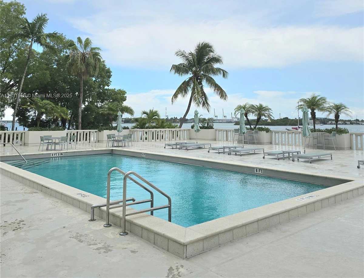 Small Image of 5 ISLAND AVE #5A, Miami Beach Number 11