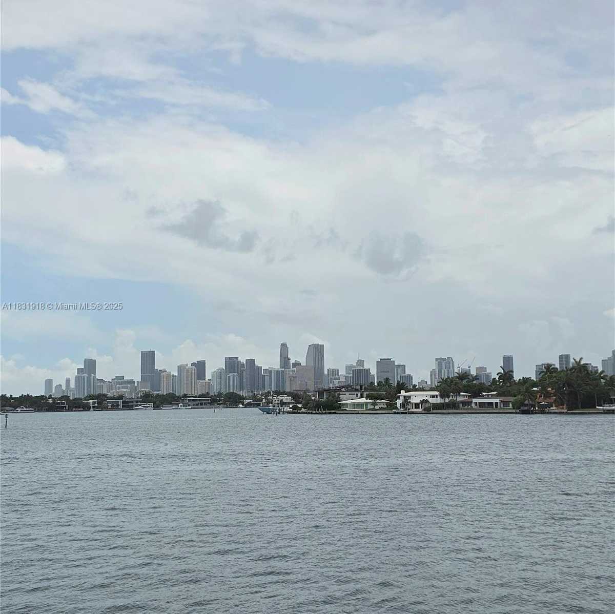 Small Image of 5 ISLAND AVE #5A, Miami Beach Number 15