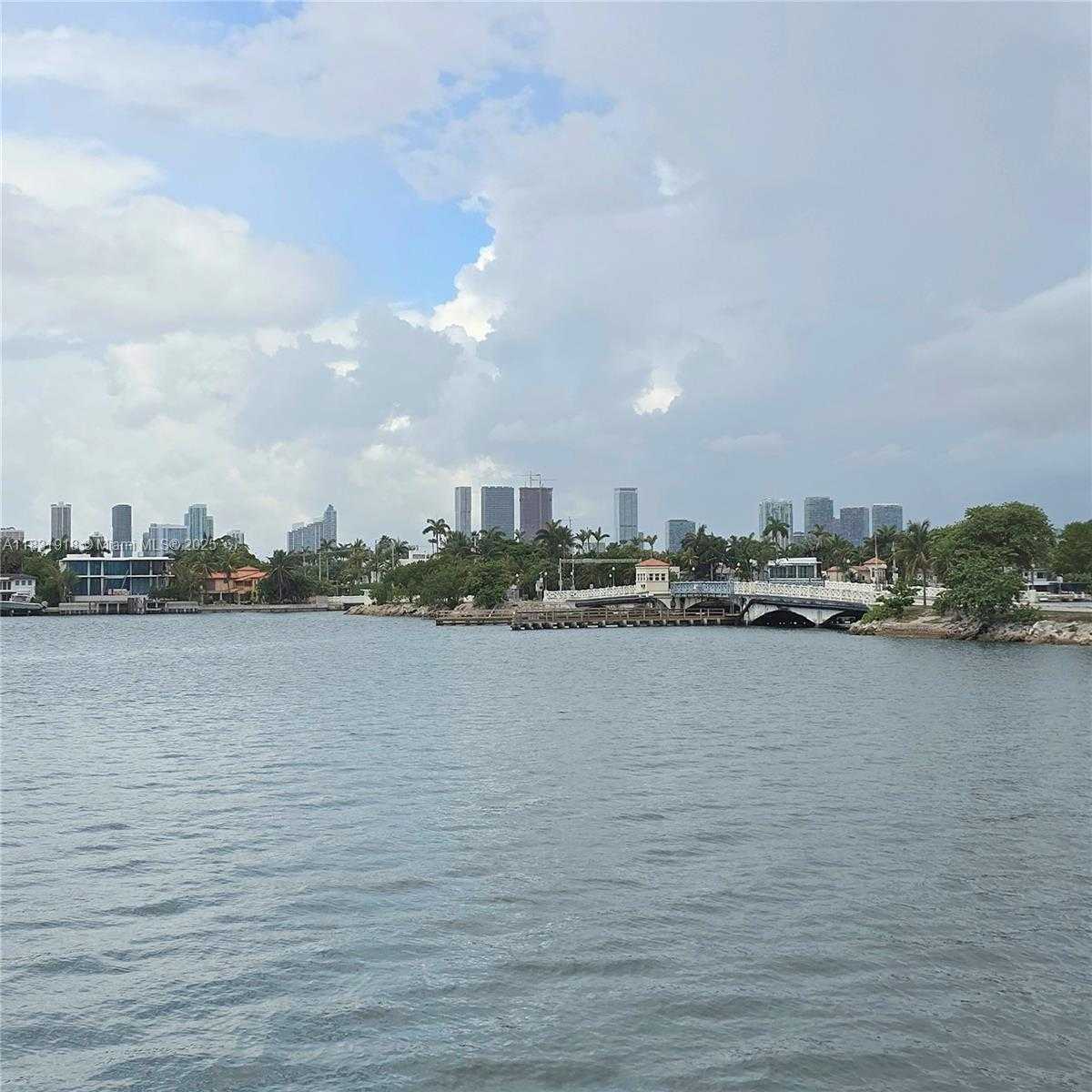 Small Image of 5 ISLAND AVE #5A, Miami Beach Number 18