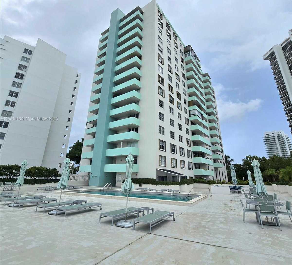 Small Image of 5 ISLAND AVE #5A, Miami Beach Number 21