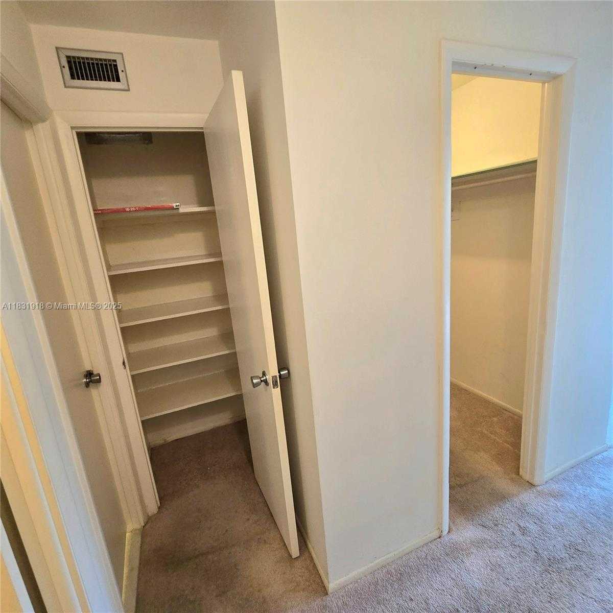 Small Image of 5 ISLAND AVE #5A, Miami Beach Number 26
