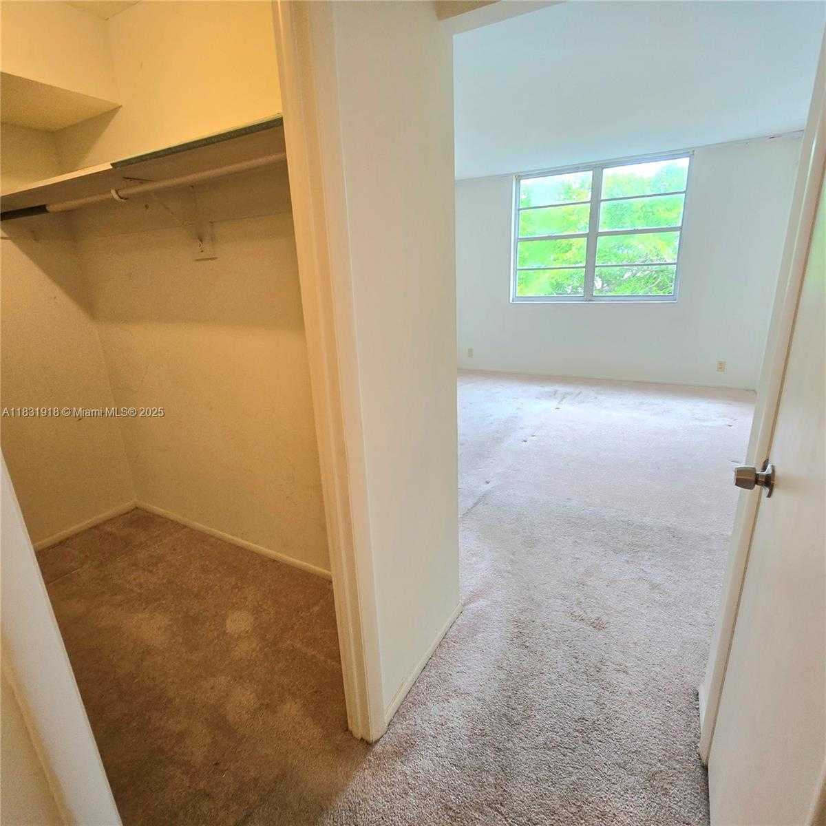 Small Image of 5 ISLAND AVE #5A, Miami Beach Number 28