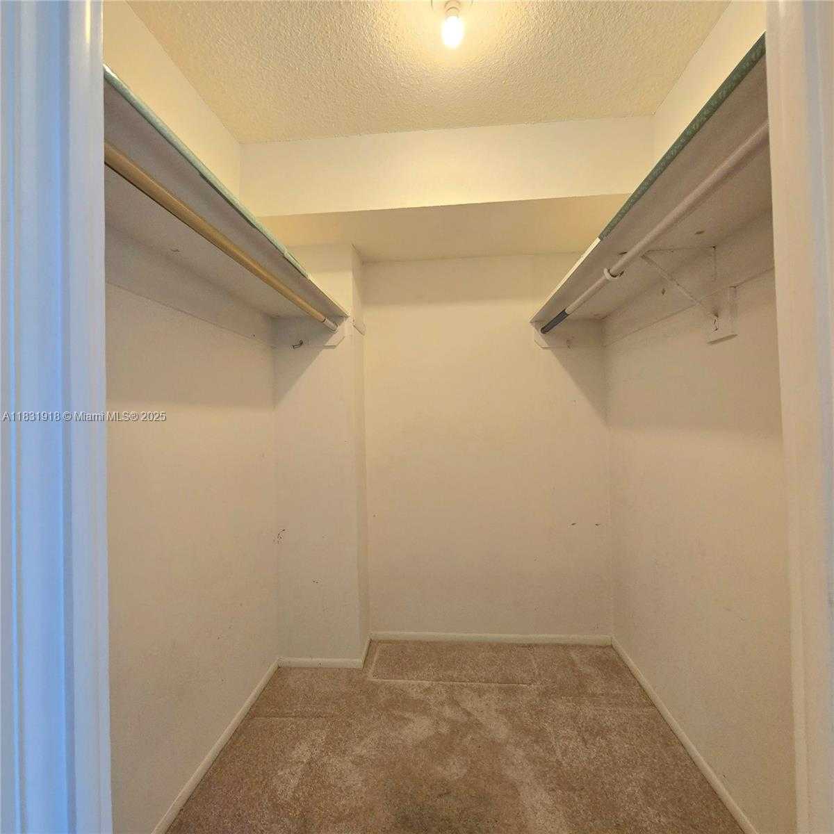 Small Image of 5 ISLAND AVE #5A, Miami Beach Number 32