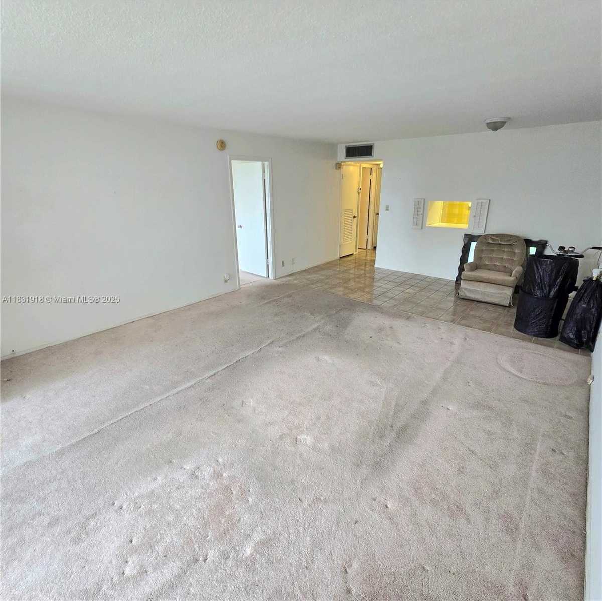 Small Image of 5 ISLAND AVE #5A, Miami Beach Number 4