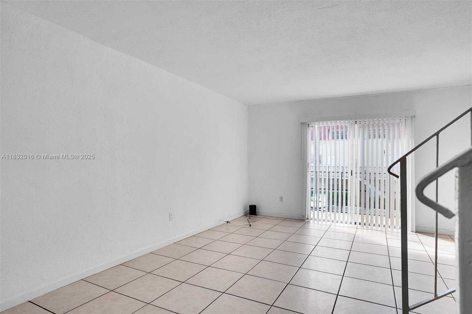 Small Image of 8650 SOUTH WEST 67TH AVE #1025, Pinecrest Number 10