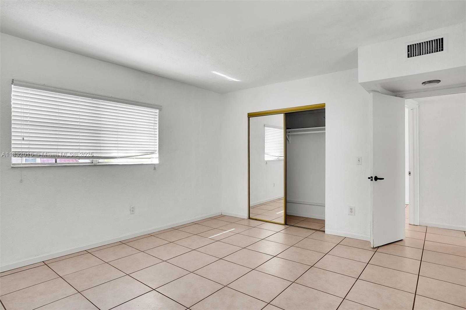 Small Image of 8650 SOUTH WEST 67TH AVE #1025, Pinecrest Number 21