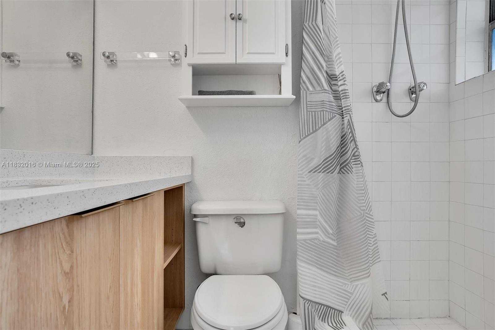 Small Image of 8650 SOUTH WEST 67TH AVE #1025, Pinecrest Number 23