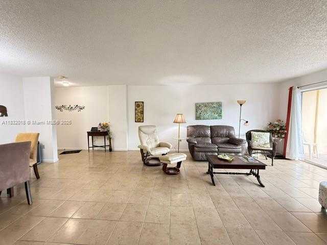 Small Image of 200 178TH DR #409, Sunny Isles Beach Number 18