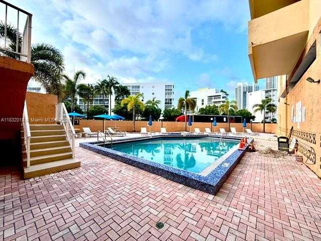 Small Image of 200 178TH DR #409, Sunny Isles Beach Number 2