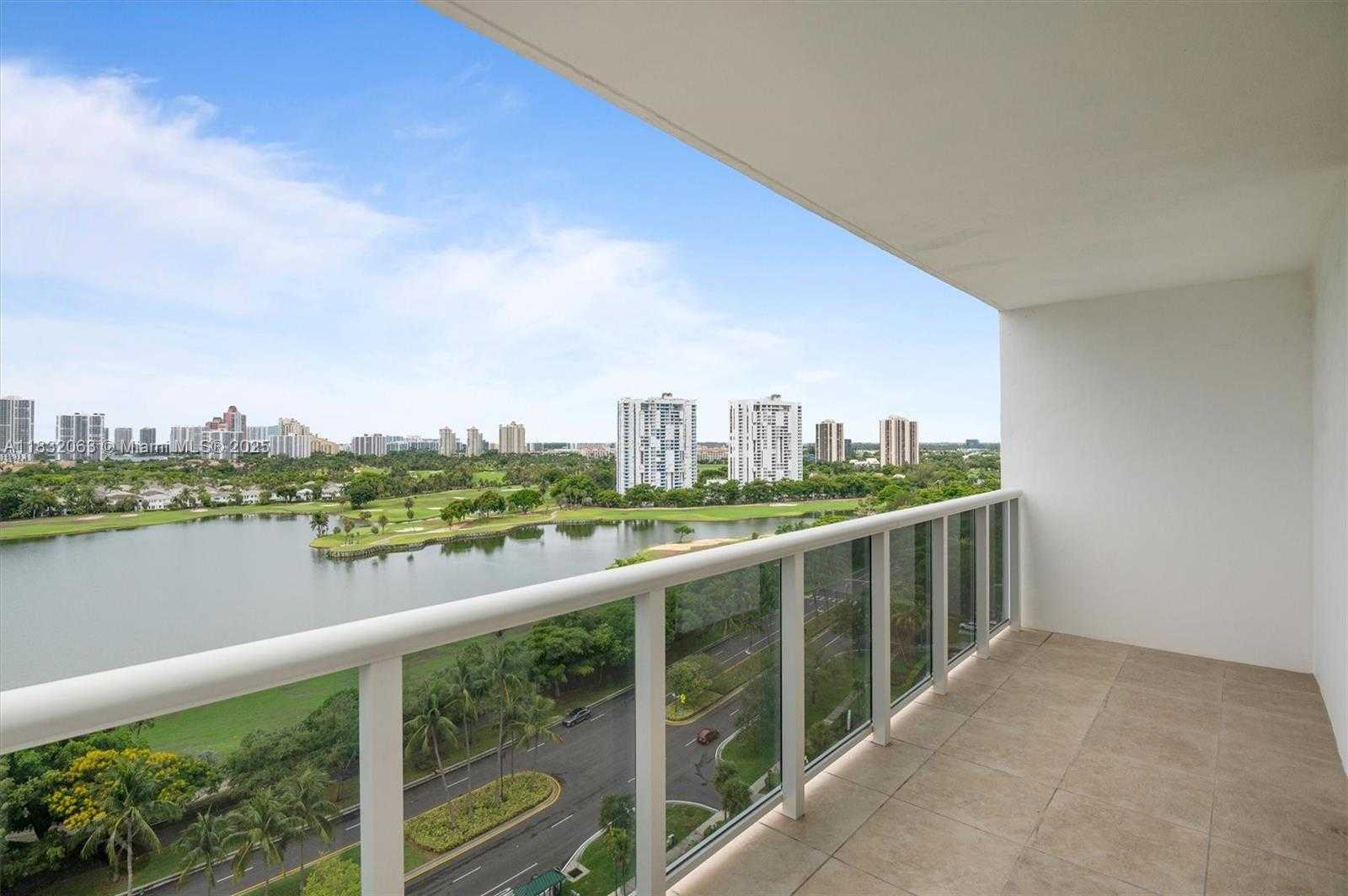 Small Image of 3675 NORTH COUNTRY CLUB DR #1705, Aventura Number 12