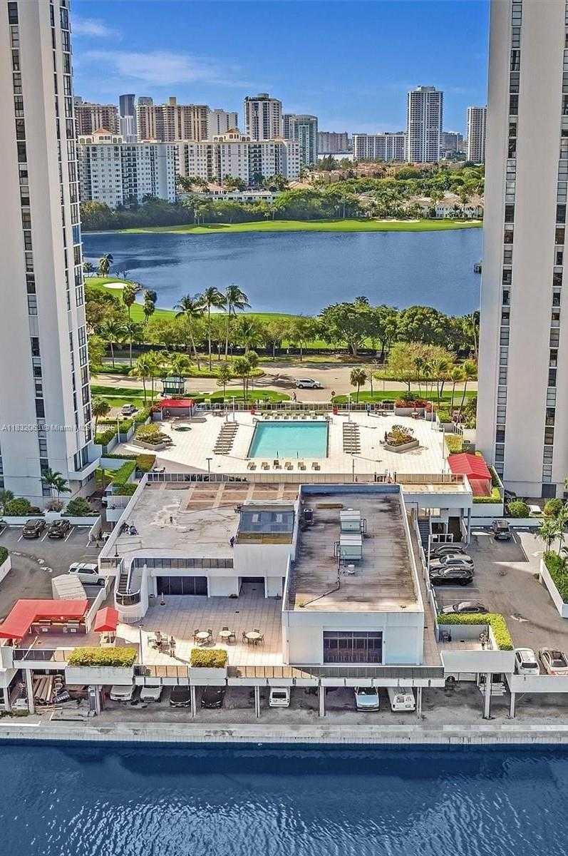 Small Image of 3675 NORTH COUNTRY CLUB DR #1705, Aventura Number 20