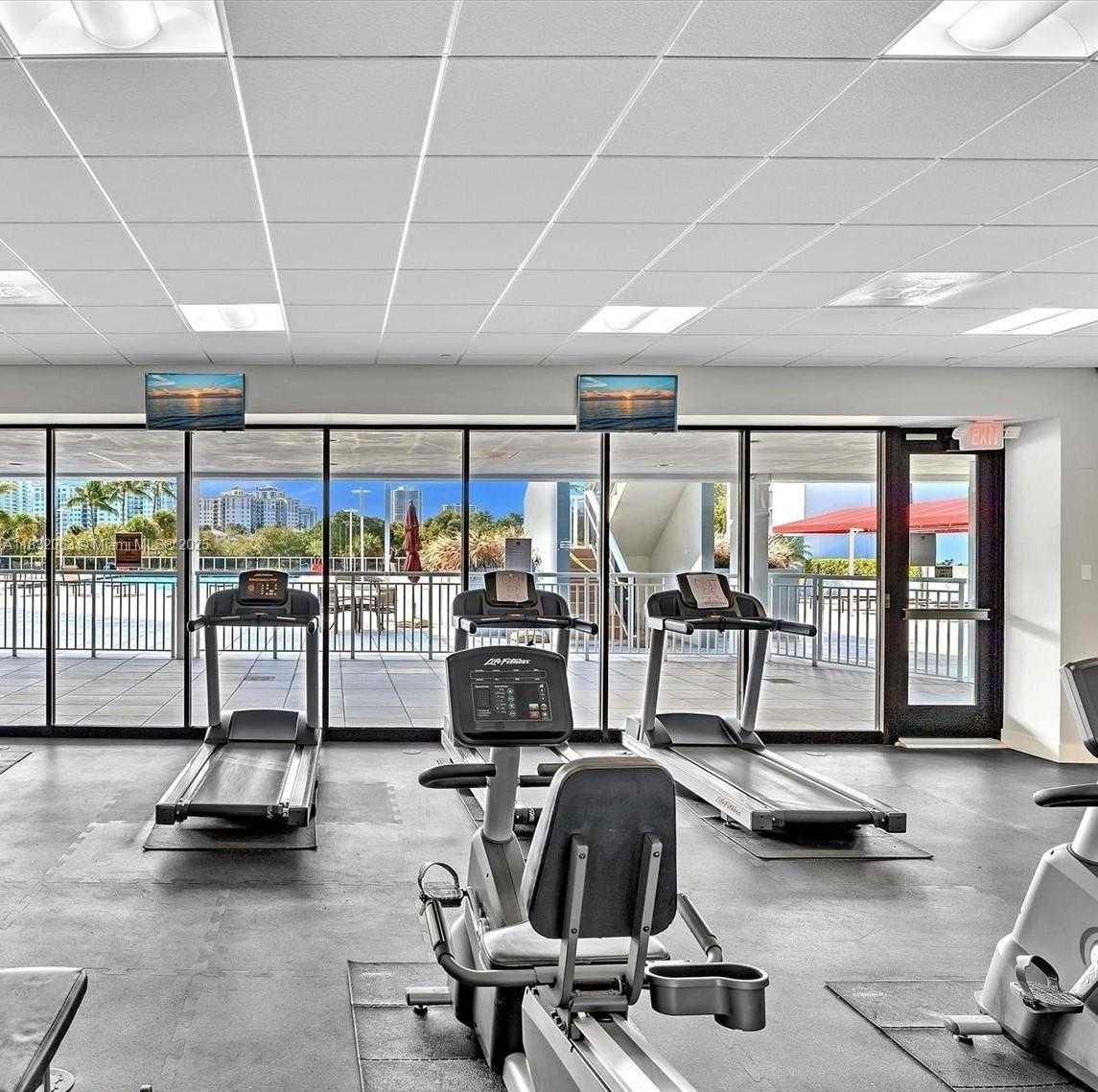 Small Image of 3675 NORTH COUNTRY CLUB DR #1705, Aventura Number 24