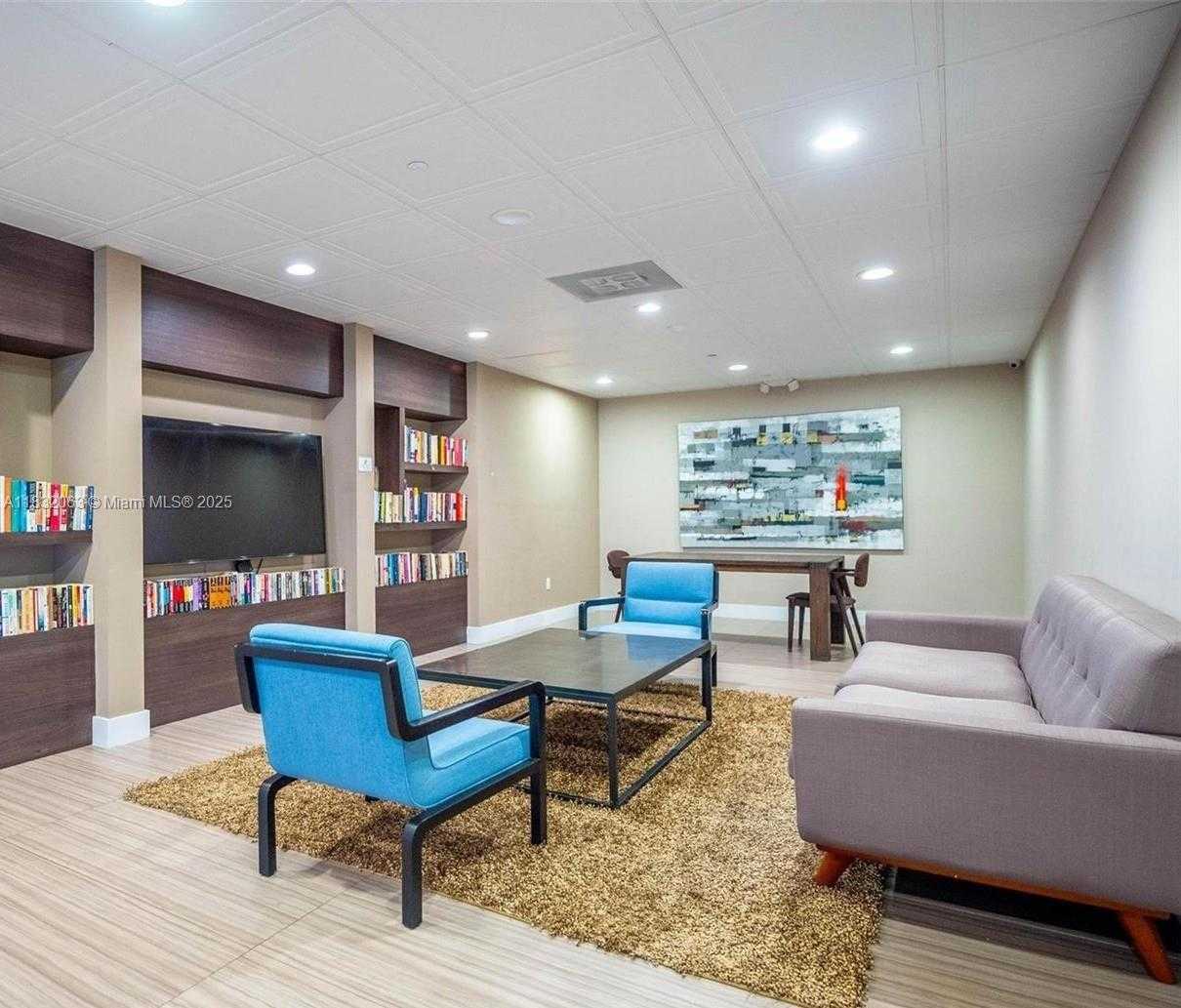 Small Image of 3675 NORTH COUNTRY CLUB DR #1705, Aventura Number 25