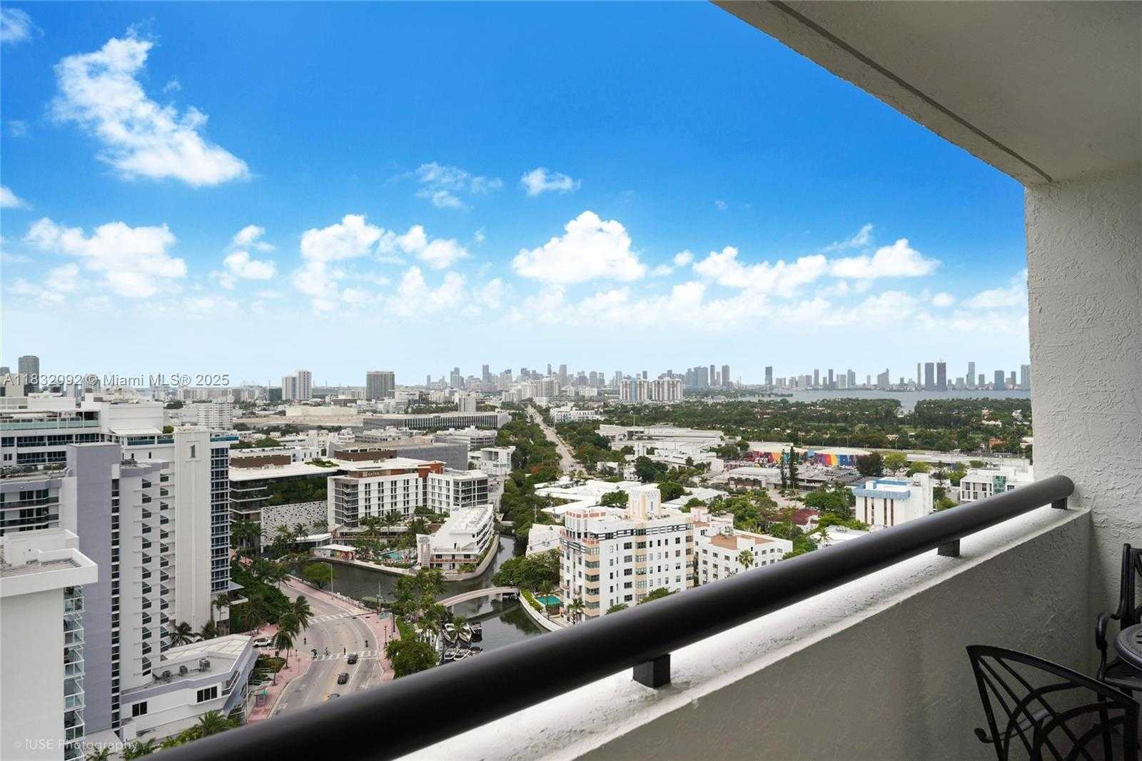 Small Image of 2555 COLLINS AVE #PH114, Miami Beach Number 15