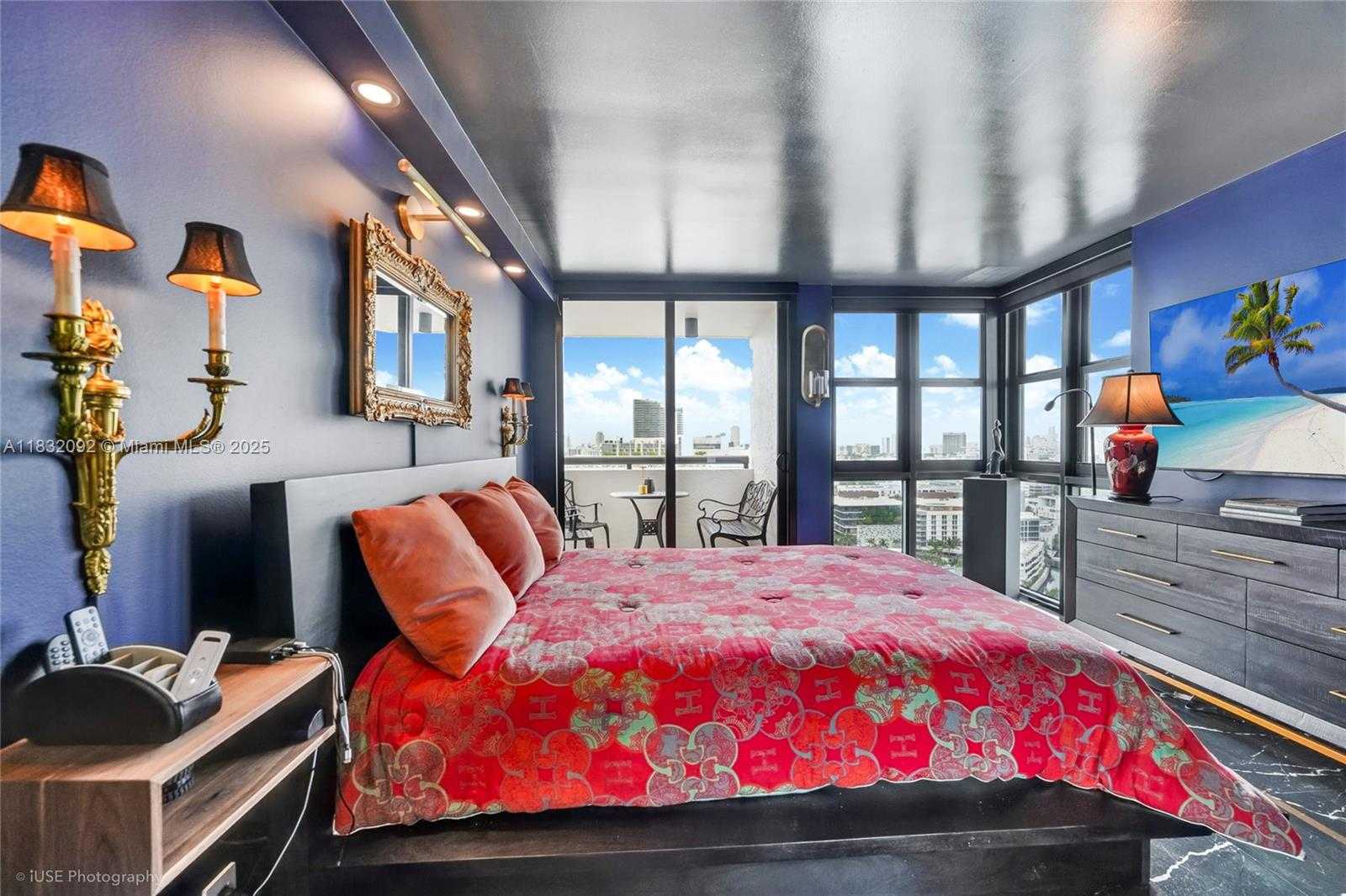 Small Image of 2555 COLLINS AVE #PH114, Miami Beach Number 9