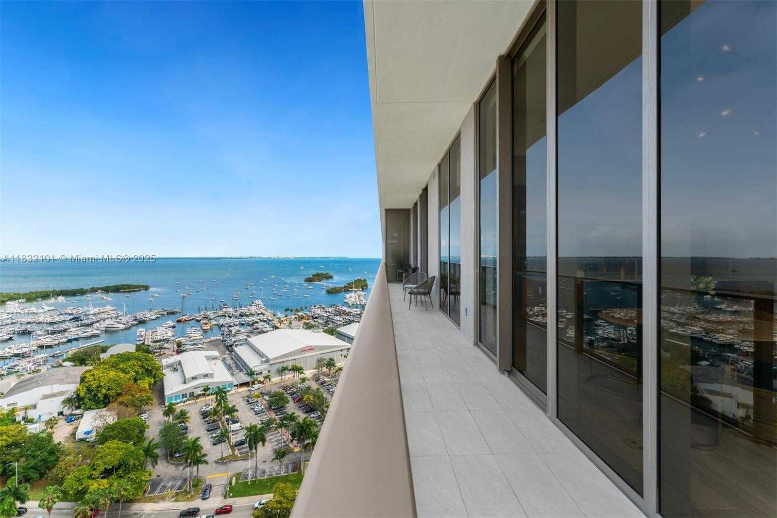 Small Image of 2655 SOUTH BAYSHORE DR #LPH 2012, Miami Number 23