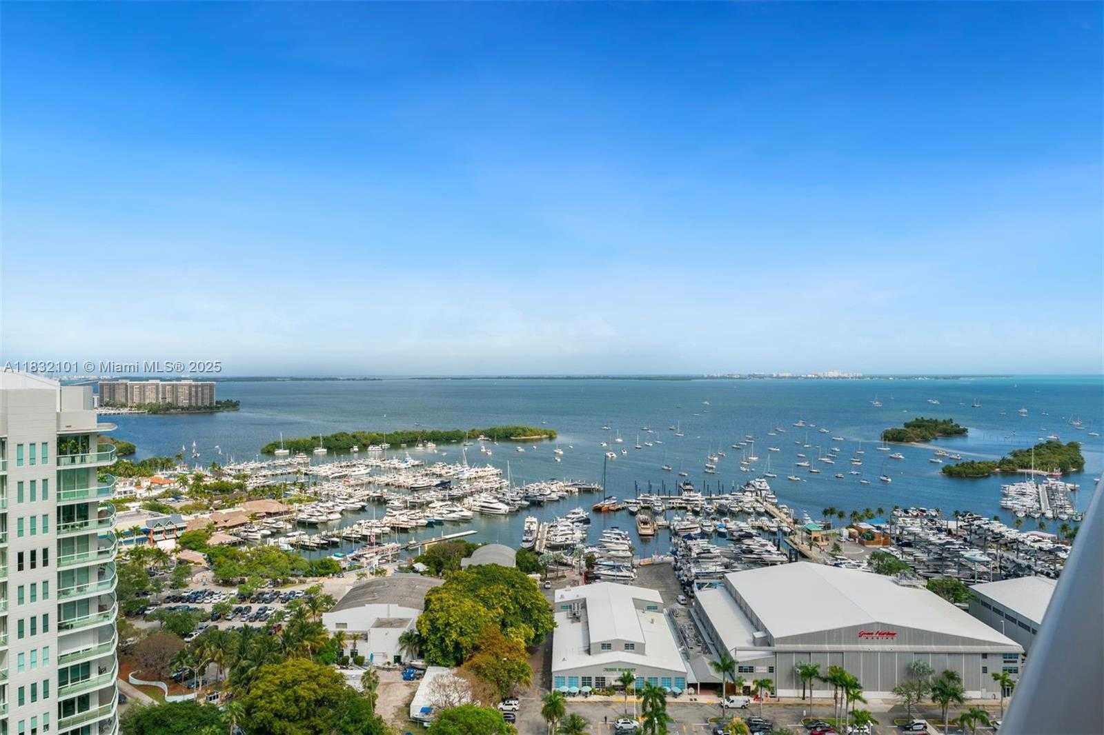 Small Image of 2655 SOUTH BAYSHORE DR #LPH 2012, Miami Number 27