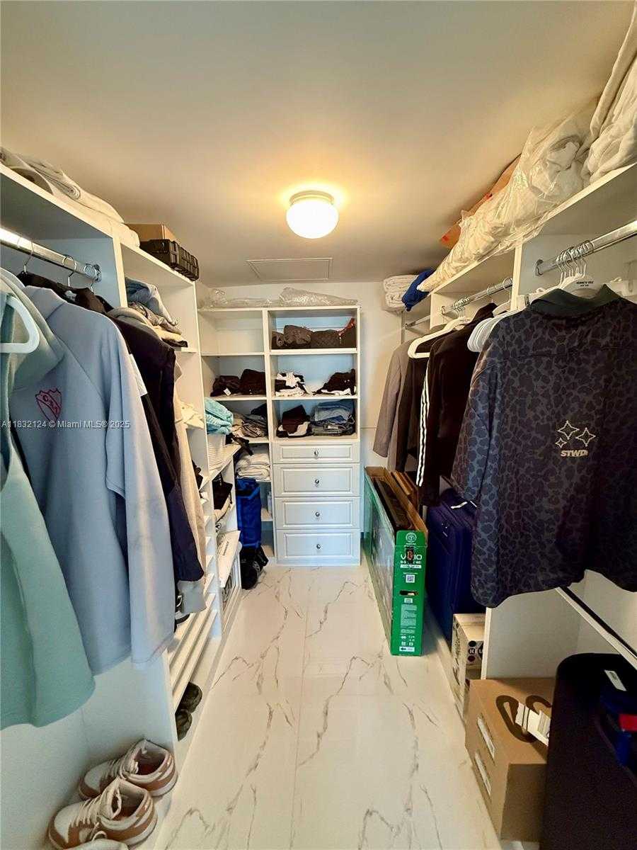 Small Image of 10275 COLLINS AVE #229, Bal Harbour Number 27
