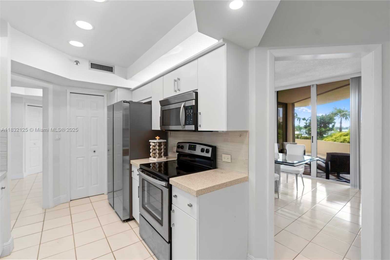 Small Image of 20191 EAST COUNTRY CLUB DR #407, Aventura Number 12