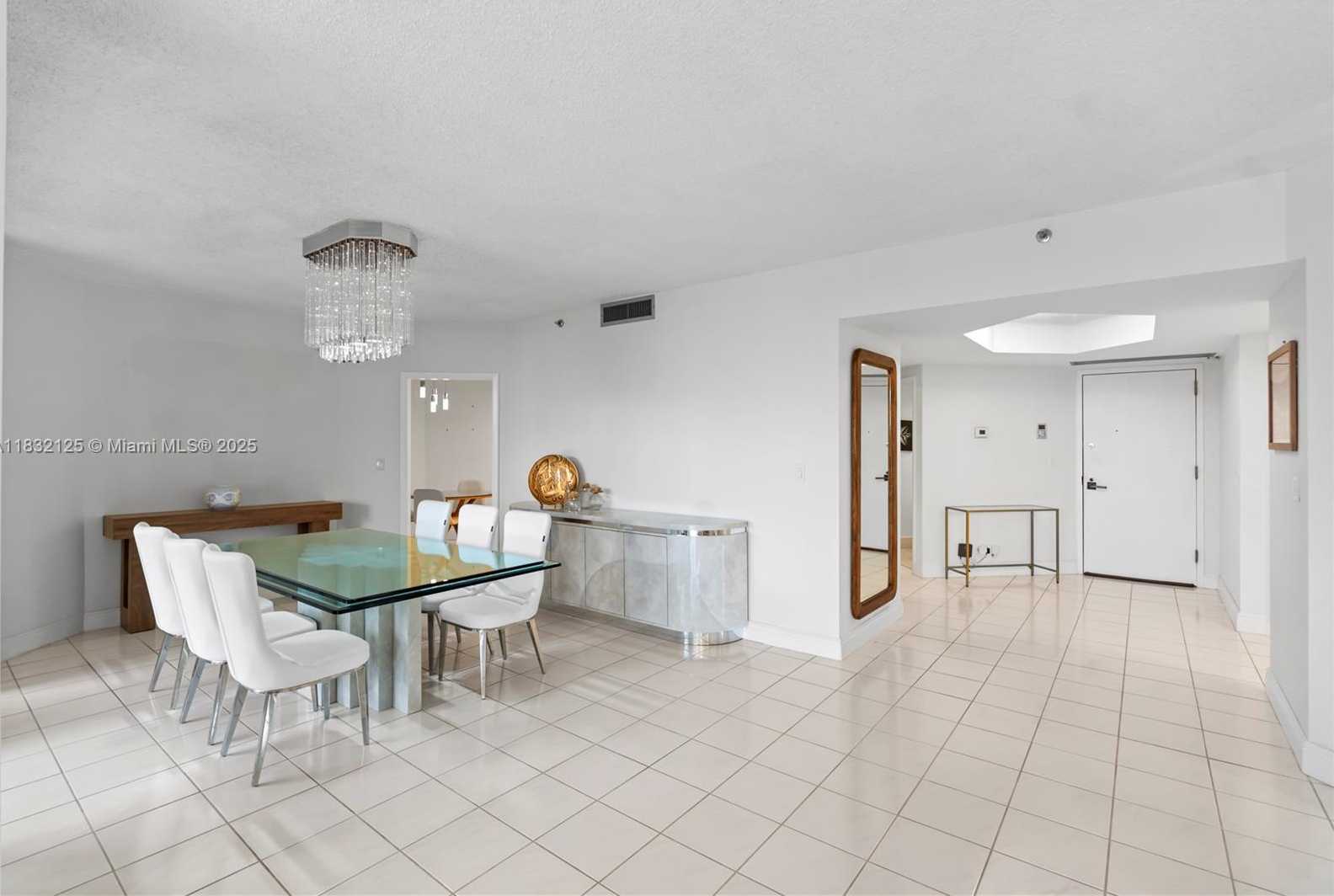 Small Image of 20191 EAST COUNTRY CLUB DR #407, Aventura Number 13