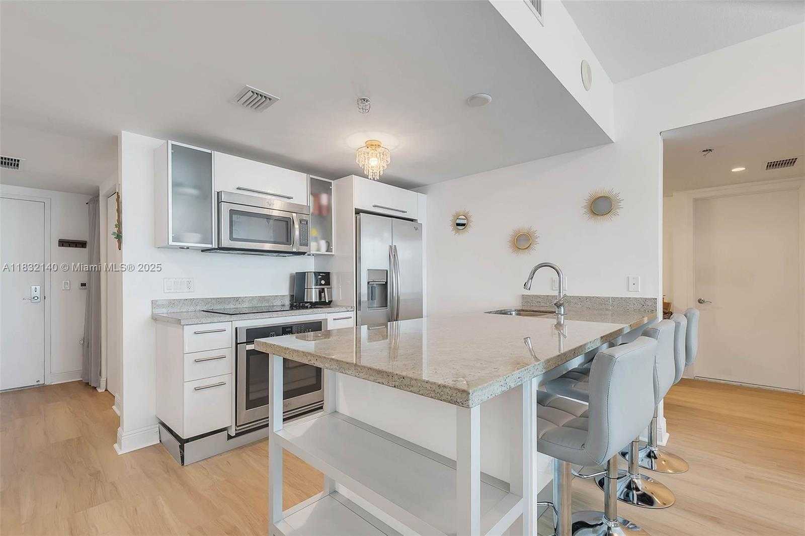 Small Image of 185 SOUTH WEST 7TH ST #2204, Miami Number 4