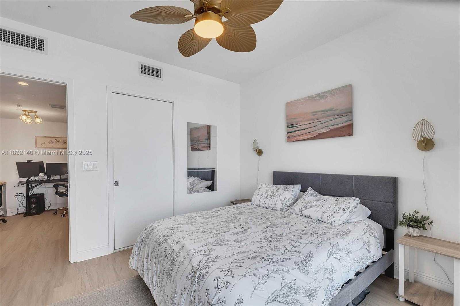 Small Image of 185 SOUTH WEST 7TH ST #2204, Miami Number 8