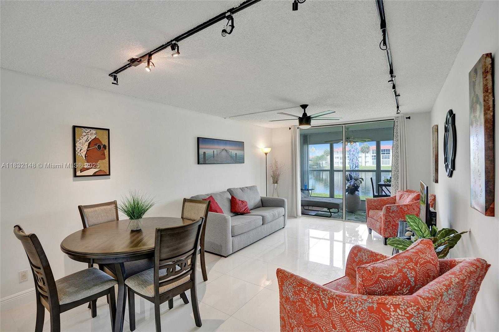 Small Image of 2850 WEST SUNRISE LAKES DR #106, Sunrise Number 8