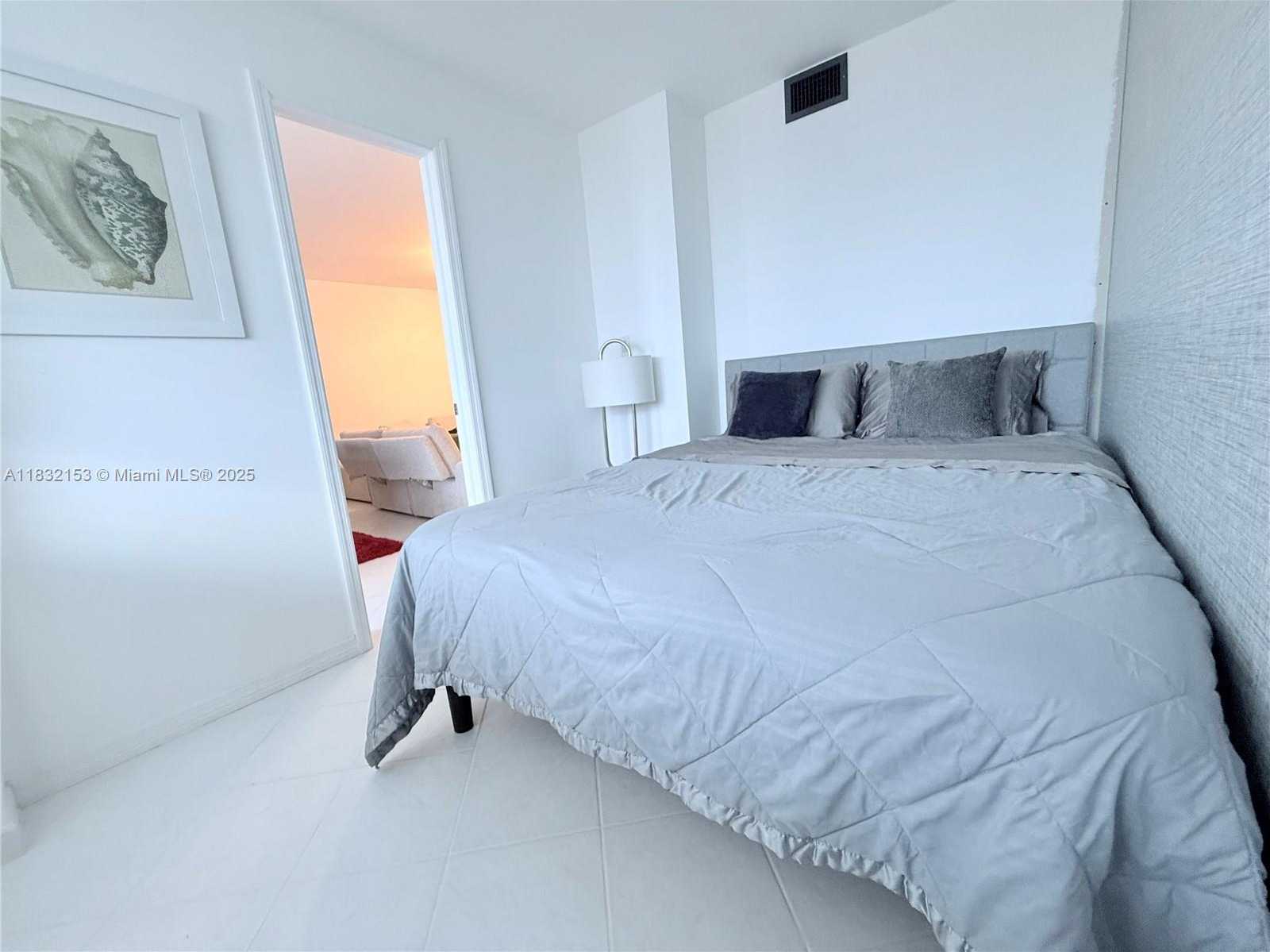 Small Image of 250 174TH ST #2307, Sunny Isles Beach Number 15