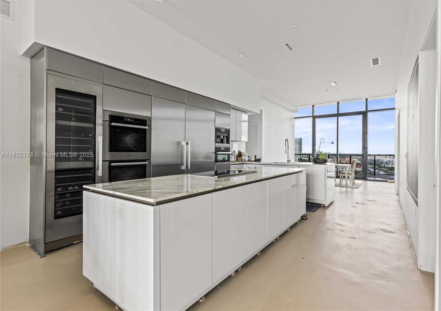Small Image of 5500 ISLAND ESTATES DR #1506, Aventura Number 10