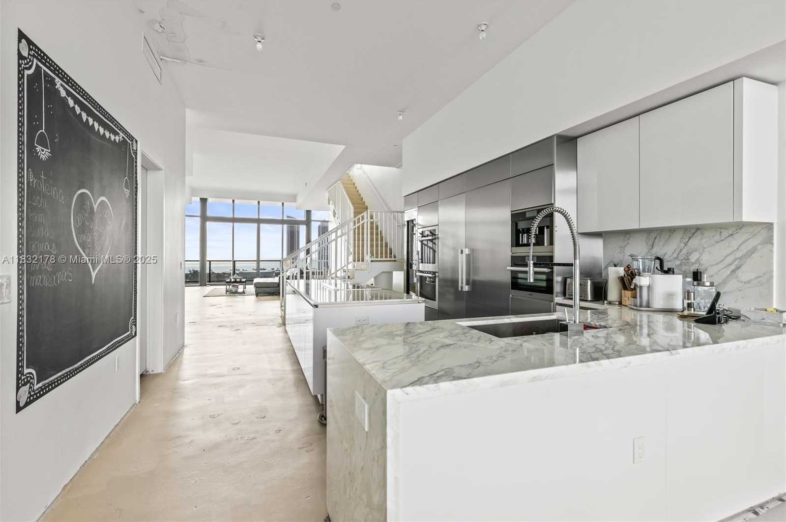Small Image of 5500 ISLAND ESTATES DR #1506, Aventura Number 12