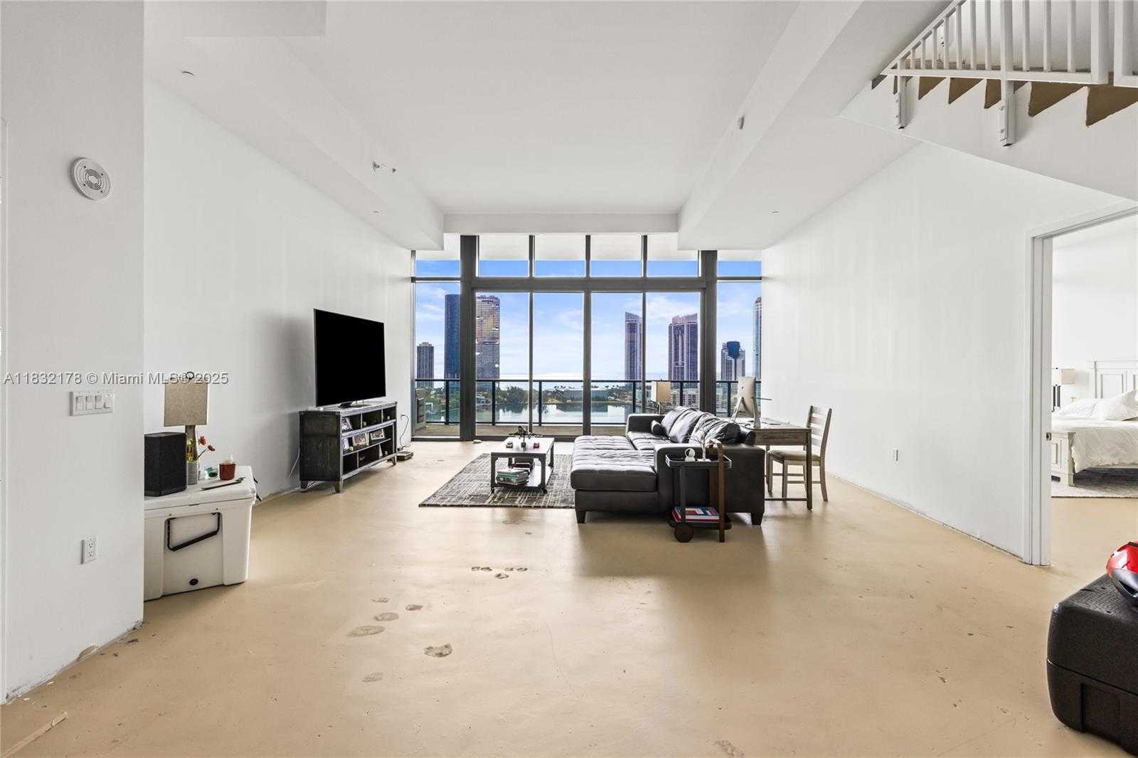 Small Image of 5500 ISLAND ESTATES DR #1506, Aventura Number 14