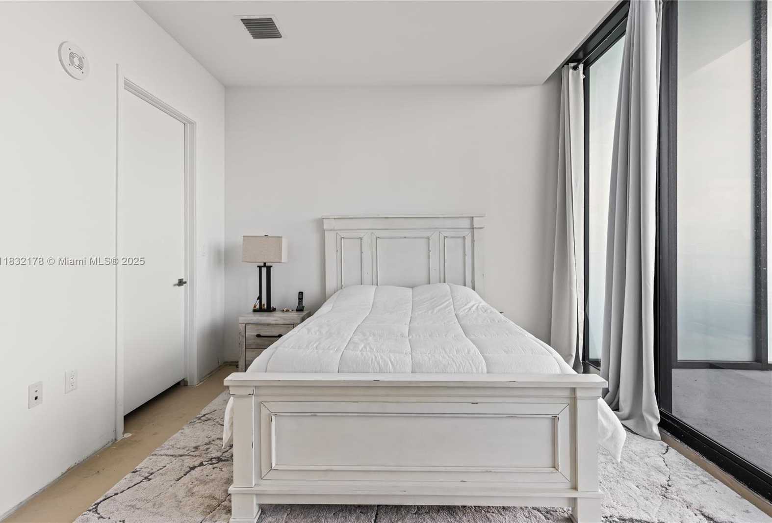 Small Image of 5500 ISLAND ESTATES DR #1506, Aventura Number 29