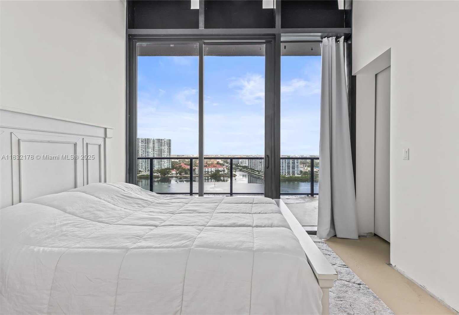 Small Image of 5500 ISLAND ESTATES DR #1506, Aventura Number 31