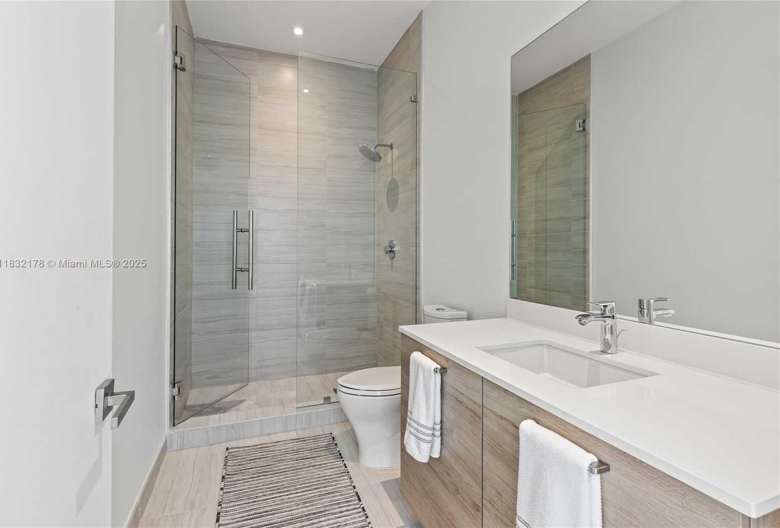 Small Image of 5500 ISLAND ESTATES DR #1506, Aventura Number 33