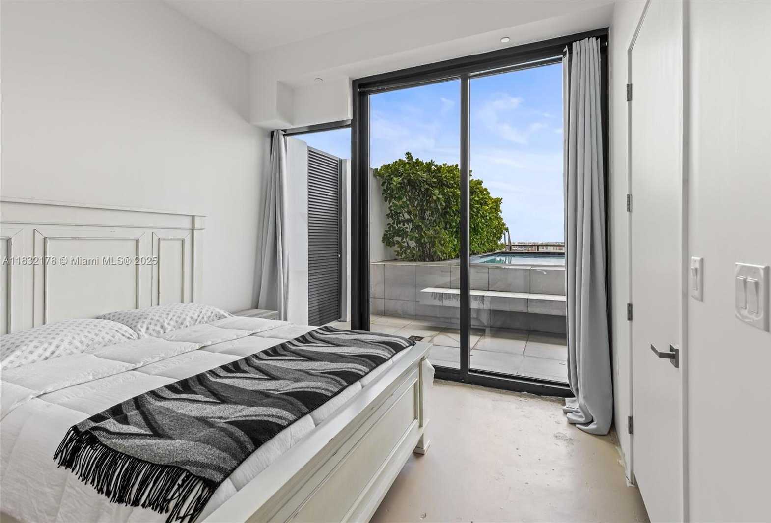 Small Image of 5500 ISLAND ESTATES DR #1506, Aventura Number 38