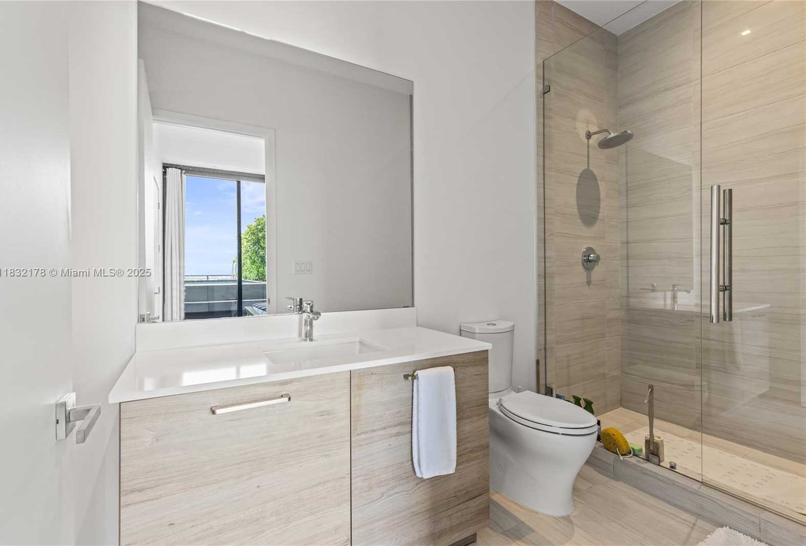 Small Image of 5500 ISLAND ESTATES DR #1506, Aventura Number 41