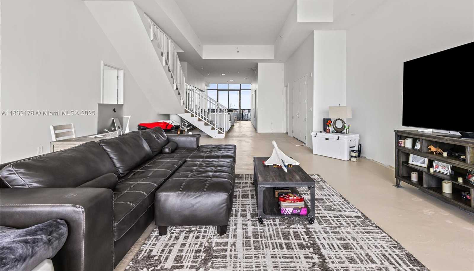 Small Image of 5500 ISLAND ESTATES DR #1506, Aventura Number 7