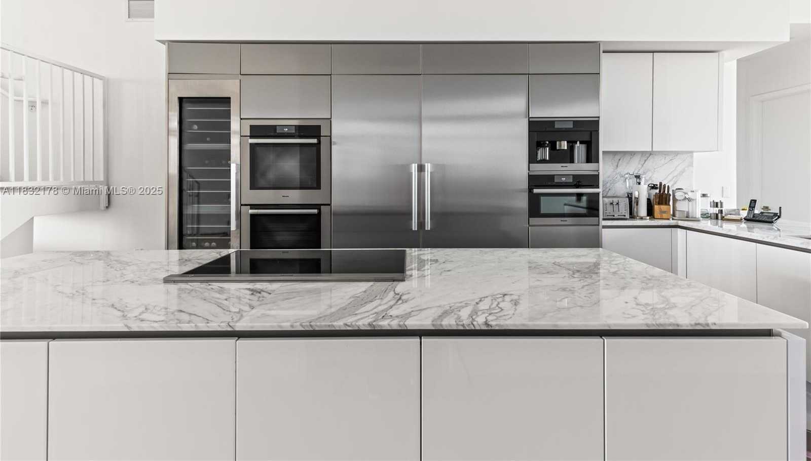 Small Image of 5500 ISLAND ESTATES DR #1506, Aventura Number 8