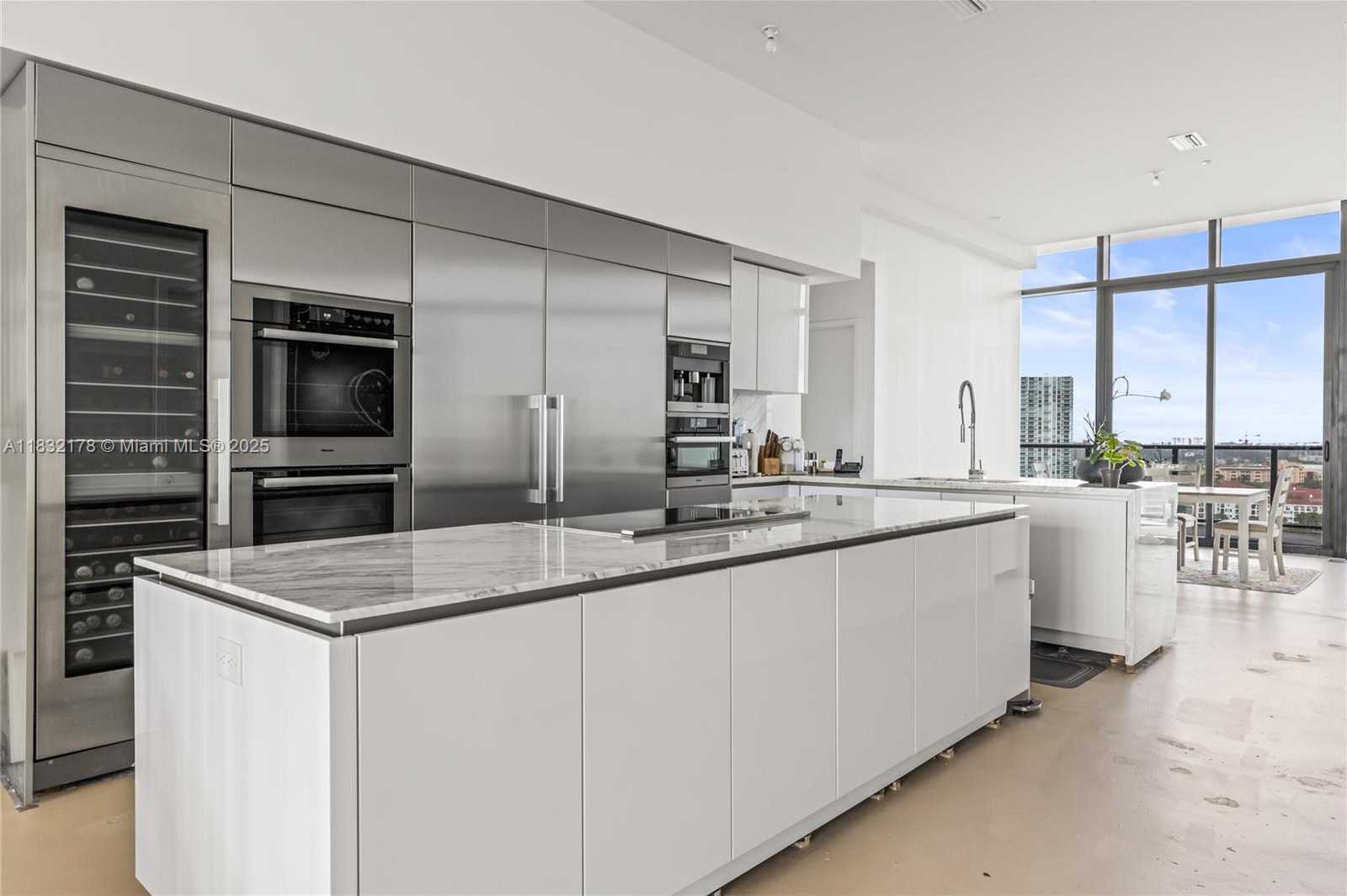 Small Image of 5500 ISLAND ESTATES DR #1506, Aventura Number 9