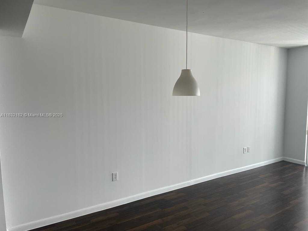 Small Image of 253 NORTH EAST 2ND ST #2806, Miami Number 3