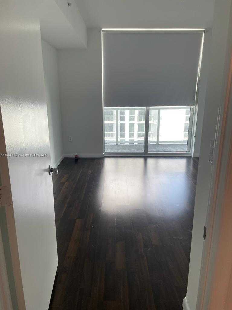 Small Image of 253 NORTH EAST 2ND ST #2806, Miami Number 4